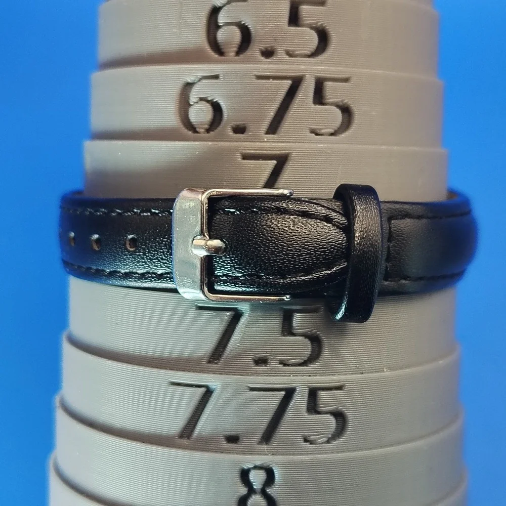 Vintage 2010 Lenqin L013 Date 30mm Women's Quartz Watch Fully Restored